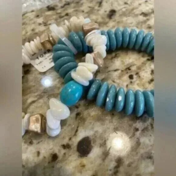 NWT TORRID Shell And Stone Stretch Bracelets SIZE 1/2 - Picture 4 of 6